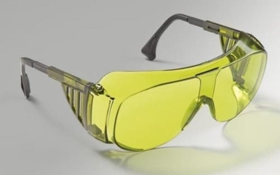 Zdjęcie Okulary ochronne do lamp Dermalight person